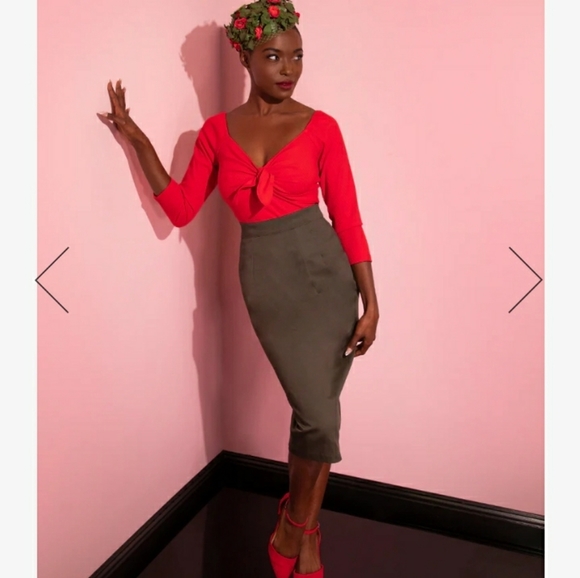 NEW: VIXEN PENCIL SKIRT IN DARK SAGE - Picture 4 of 11